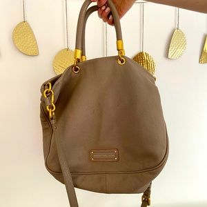 Authentic, Gray Leather Marc Jacobs Bag